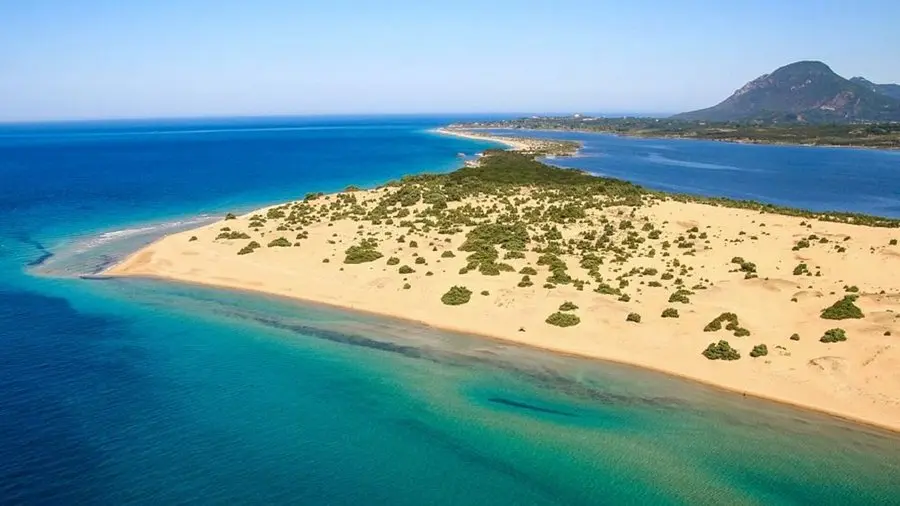 Issos Beach, em Corfu